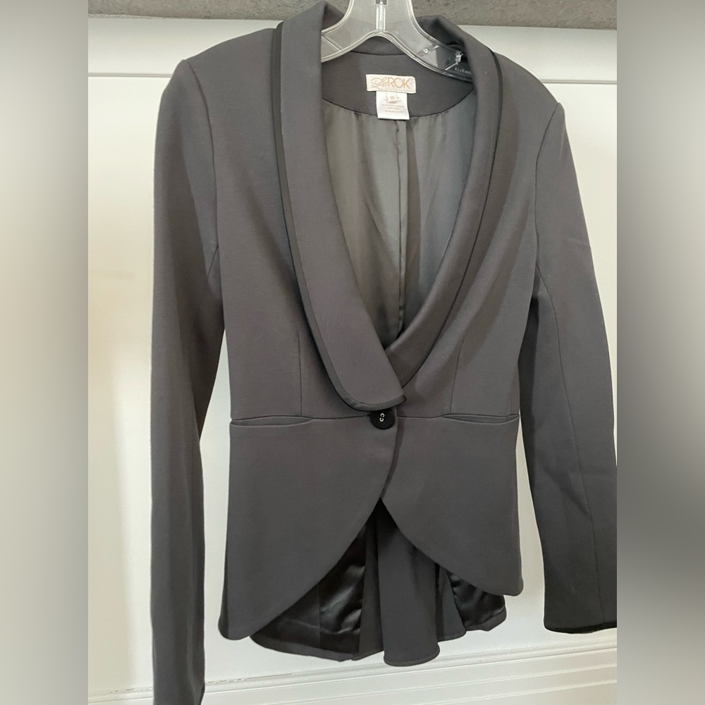 LaROK blazer